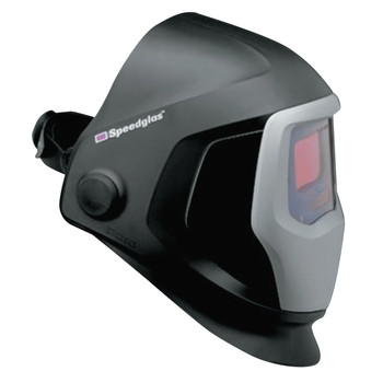  | 3M 7010302093 Speedglas 9100 Series 2.8 in. x 4.2 in. Helmet with Auto-Darkening Filter - Black