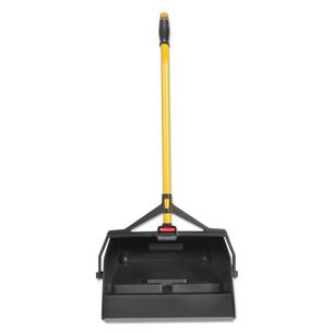 DUST PANS | Rubbermaid Commercial Maximizer 29 in. x 16.90 in. x 12 in. Wet/Dry Debris Pan with Hanger Bracket - Yellow