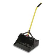 DUST PANS | Rubbermaid Commercial 2018806 Maximizer 29 in. x 16.90 in. x 12 in. Wet/Dry Debris Pan with Hanger Bracket - Yellow