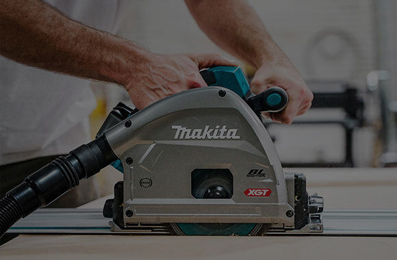 Tronçonneuse / Élagueuse à batterie MAKITA XGT (40 V Max Li-Ion