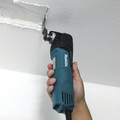 Oscillating Tools | Factory Reconditioned Makita TM3010C-R Multi-Tool image number 3