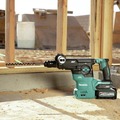 Angle Grinders | Makita GRH09M1GAG01Z-BNDL 40V max XGT 1‑3/16 in. SDS‑Plus Rotary Hammer Kit with Interchangeable Chuck and 4‑1/2 in. / 5 in. Angle Grinder with Electric Brake Virtual Bundle image number 10