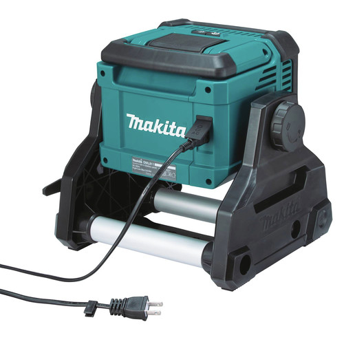 Makita DML811 18V LXT Lithium-Ion LED Cordless- Corded Work Light (Tool  Only)