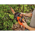 Hedge Trimmers | Black & Decker LHT321BT SMARTECH 20V MAX Lithium-Ion 22 in. POWERCUT Hedge Trimmer image number 4