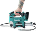 Grease Guns | Makita XPG01SR1 18V LXT Lithium-Ion Cordless Grease Gun Kit (2 Ah) image number 5