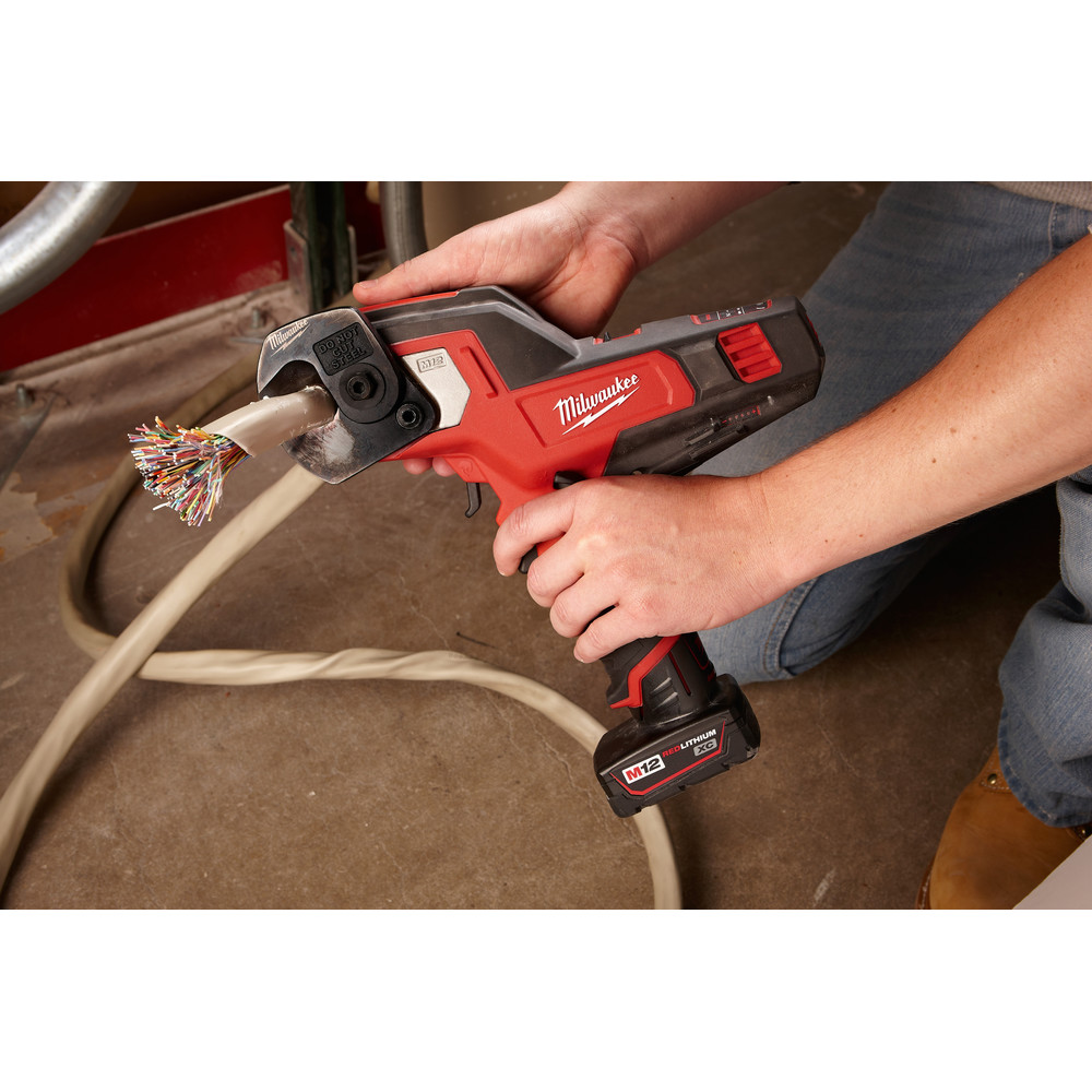 Milwaukee 247220 M12 12V Cordless LithiumIon 600 MCM Cable Cutter (Tool Only) CPO Outlets