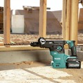 Rotary Hammers | Makita GRH09M1 40V Max XGT Brushless Lithium-Ion 1-3/16 in. Cordless AVT AWS Rotary Hammer Kit (4 Ah) image number 8