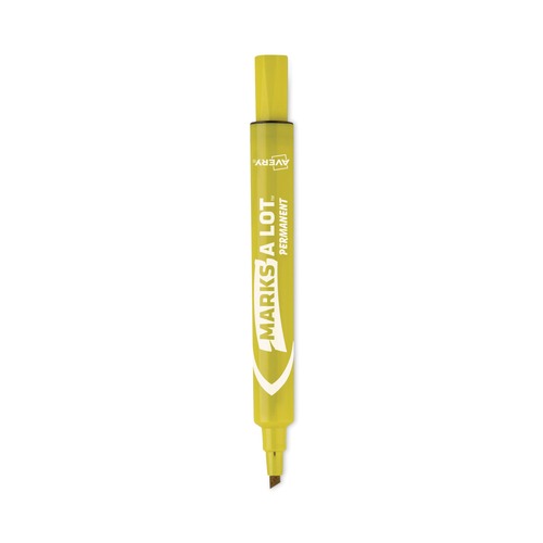  | Avery 08882 MARKS A LOT Broad Chisel Tip Large Desk-Style Permanent Marker - Yellow (1-Dozen) image number 0
