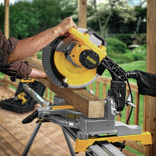 Dewalt 715 miter saw 2025