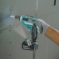 Combo Kits | Makita XT255TX2 18V LXT 5 Ah Lithium-Ion Screwdriver / Cut-Out Tool Combo Kit with Collated Autofeed Screwdriver Magazine image number 16
