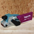 Belt Sanders | Factory Reconditioned Makita 9903-R 8.8 Amp Variable Speed 3 in. x 21 in. Corded Belt Sander image number 3