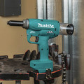 Auto Body Repair | Makita XVR01Z 18V LXT Lithium-Ion Brushless Cordless Rivet Tool (Tool Only) image number 5