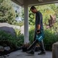 Outdoor Power Combo Kits | Makita XT287SM1 18V LXT Brushless Lithium-Ion 13 in. Cordless String Trimmer and Blower Combo Kit (4 Ah) image number 9
