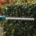 Makita XNU05Z 18V LXT Lithium-Ion 18 in. Cordless Telescoping Articulating Pole Hedge Trimmer (Tool Only) image number 4