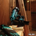  | Makita XNB03Z 18V LXT Lithium-Ion 21-Degree Full Round Head 3-1/2 in. Cordless Framing Nailer (Tool Only) image number 5
