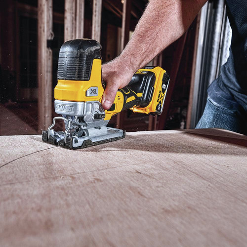 Dewalt cordless new arrivals barrel grip jigsaw