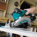 Circular Saws | Makita XSS01T 18V LXT 5.0 Ah Cordless Lithium-Ion 6-1/2 in. Circular Saw Kit image number 2