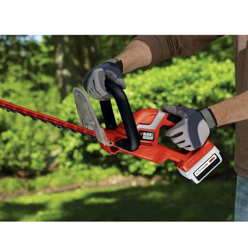 Black & Decker 40V Max 24 in. Cordless Hedge Trimmer LHT2436