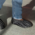 Footwear | Klein Tools 55487 1 Pair Tradesman Pro Shoe Covers - Medium, Black image number 2