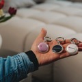 Office Jansan | Verbatim 32135 My Finder Bluetooth Coin Tracker for Apple iOS - Black/Purple/White (3/Pack) image number 3