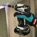 Impact Drivers | Factory Reconditioned Makita XDT04CW-R 18V 1.5 Ah Cordless Lithium-Ion 1/4 in. Hex Compact Impact Driver Kit image number 4