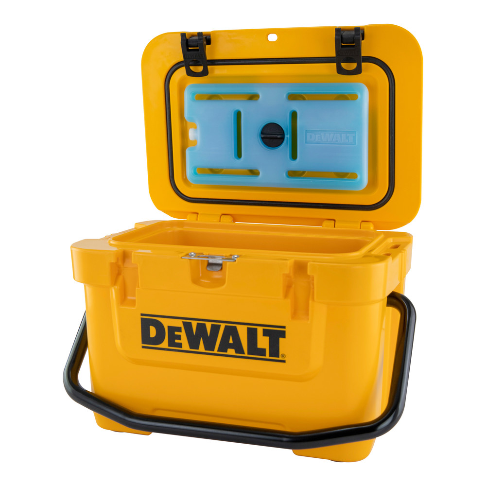 Dewalt 10 Quart RotoMolded Lunchbox Cooler/ 10 Quart Ice Pack Cooler Combo