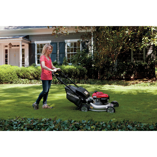 Honda HRR216VLA 160cc Gas 21 in. 3 in 1 Smart Drive Self Propelled Lawn Mower with Roto Stop Blade System
