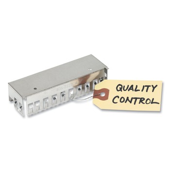 Avery 2.75 in. x 1.38 in. 11.5 pt Stock Double Wired Shipping Tags - Manila (1000/Box)