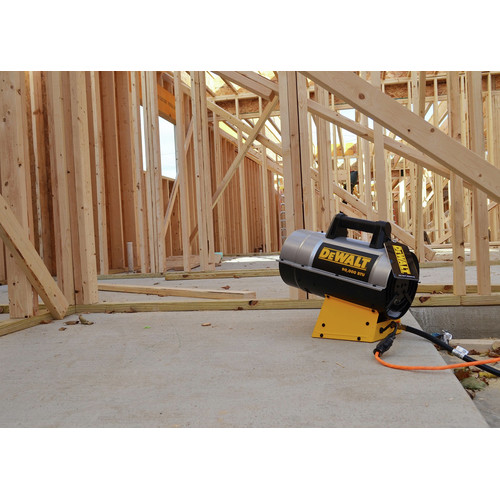 Dewalt DXH90FAV 55,000 - 90,000 BTU Forced Air Propane Heater | CPO Outlets