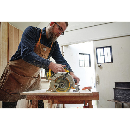 Dewalt 20v best sale circular saw refurbished
