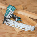 Air Framing Nailers | Makita AN924 21-Degree Full Round Head 3-1/2 in. Framing Nailer image number 11