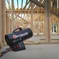 Job Site Heaters | Mr. Heater MHQ125FAV 75,000 - 125,000 BTU Forced Air Propane Heater image number 2