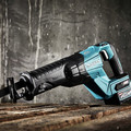 Makita GRJ01M1 40V Max XGT Brushless Lithium-Ion 1-1/4 in. Cordless Reciprocating Saw Kit (4 Ah) image number 14