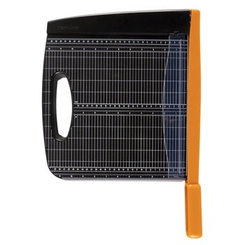 Fiskars 15 Sheets 12 in. Cut Length 20.5 in. x 14.5 in. Recycled Bypass Trimmer