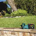 Hedge Trimmers | Makita XHU08T 18V LXT Lithium-Ion Brushless Cordless 30 in. Hedge Trimmer Kit (5 Ah) image number 9