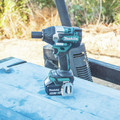 Makita XWT18T 18V LXT Brushless Lithium-Ion 1/2 in. Cordless Square Drive Mid-Torque Impact Wrench with Detent Anvil Kit with 2 Batteries (5 Ah) image number 16