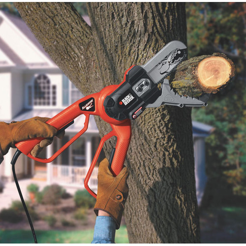 Black & Decker LP1000 4.5 Amp 6 in. Electric Alligator Lopper