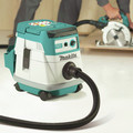 Makita XCV21ZX 18V X2 (36V) LXT Brushless Lithium-Ion 2.1 Gallon HEPA Filter Dry Dust Extractor (Tool Only) image number 16