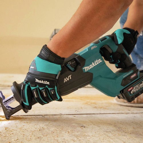 Makita T-04248 Advanced Impact Demolition Gloves – Medium, ANSI Abrasion Level 3, D3O Palm Padding, Touchscreen Compatible, Machine Washable