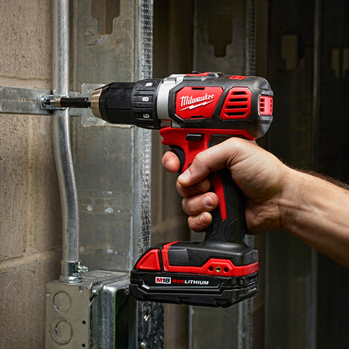 milwaukee 2606-21ct m18 18v cordless lithium-ion compact 1/2 in.