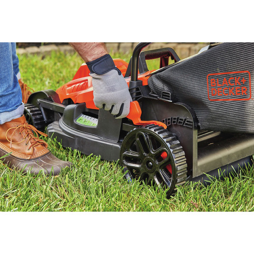 Compact Electric Lawn Mower BLACK+DECKER BESTA512CM 12 3in1 review 2018 BLACK  DECKER 