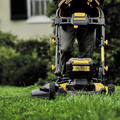 Dewalt DCMWP233U2 2X 20V MAX Brushless Lithium-Ion 21-1/2 in. Cordless Push Mower Kit with 2 Batteries (10 Ah) image number 20