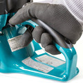  | Makita EA6100P53G 61cc Gas 20 in. Chainsaw image number 5