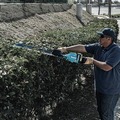 Hedge Trimmers | Makita GHU05M1 40V max XGT Brushless Lithium-Ion 30 in. Cordless Single Sided Hedge Trimmer Kit (4 Ah) image number 13