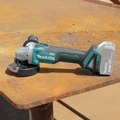  | Makita XAG09Z 18V LXT Lithium-Ion Brushless Cordless 4-1/2 in. / 5 in. Cut-Off/Angle Grinder with Electric Brake (Tool Only) image number 12
