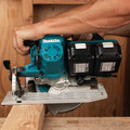 Circular Saws | Makita XSH06PT 18V X2 (36V) LXT Brushless Lithium-Ion 7-1/4 in. Cordless Circular Saw Kit with 2 Batteries (5 Ah) image number 4