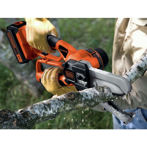 Black Decker 20V MAX Lithium-Ion Cordless Chainsaw Alligator
