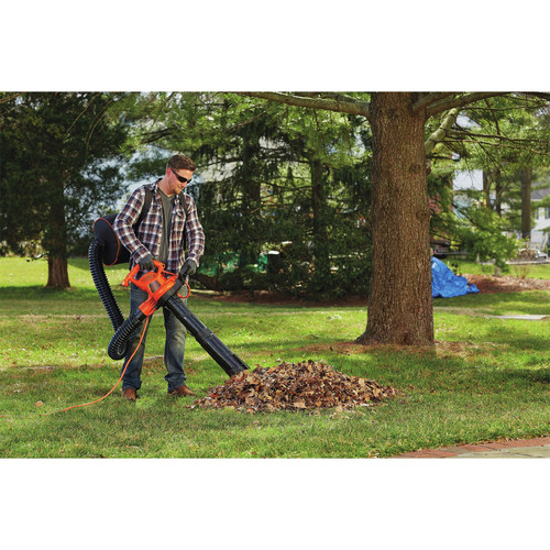 BLACK+DECKER Electric Leaf Blower, Leaf Vacuum and Mulcher 3 in 1, 250 mph  Airflow, 400 cfm Delivery Power, Reusable Bag Included, Corded (BEBL7000)