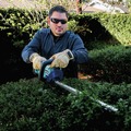 Hedge Trimmers | Makita XHU10SM1 18V LXT Lithium-Ion Cordless 24 in. Hedge Trimmer Kit (4 Ah) image number 8