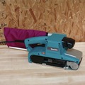 Belt Sanders | Factory Reconditioned Makita 9404-R 8.8 Amp Variable Speed 4 in. x 24 in. Corded Belt Sander image number 4
